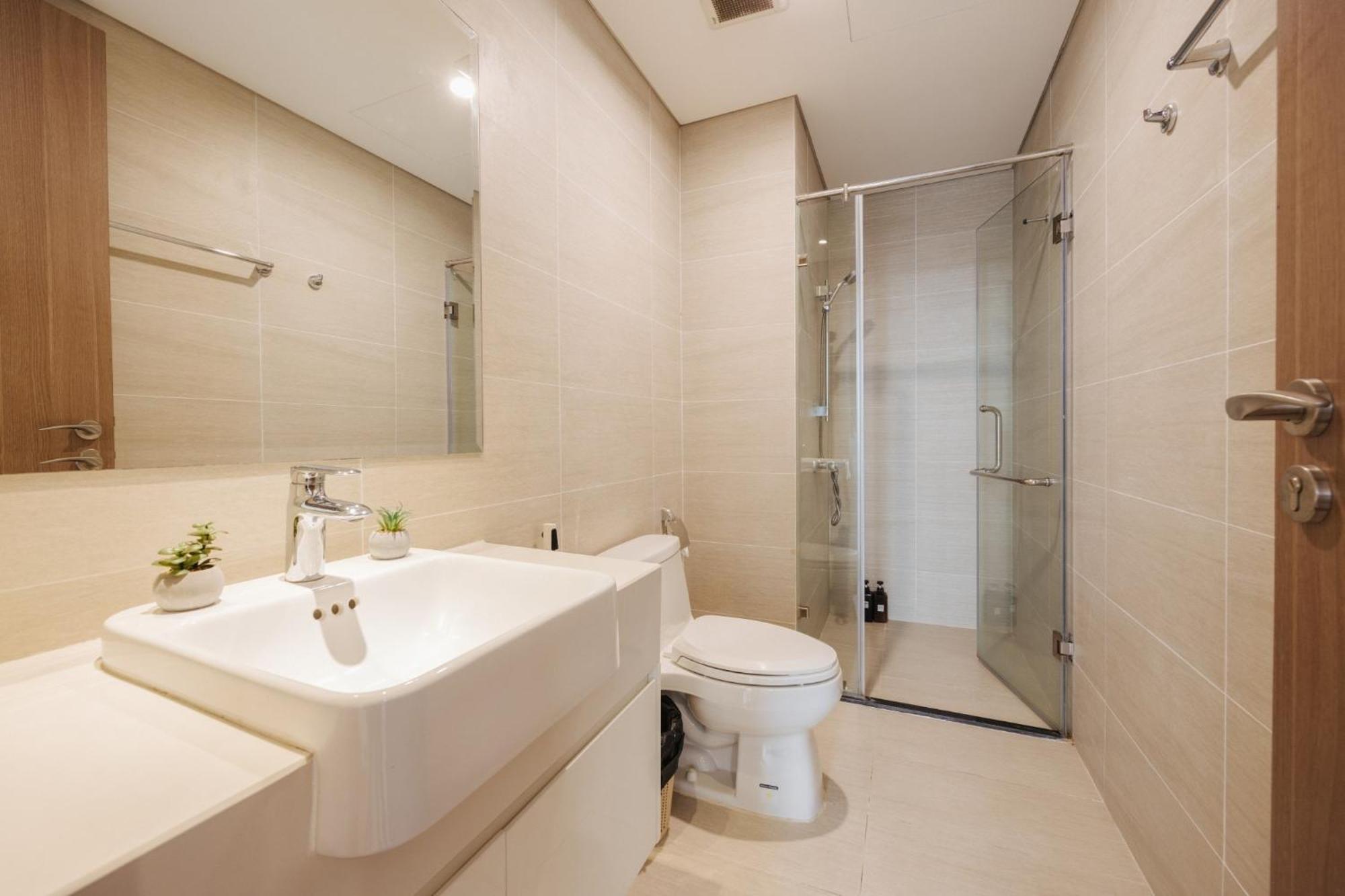 Lynn Housing- For Rent At Vinhomes Skylake , My Dinh With Great View Apartment *